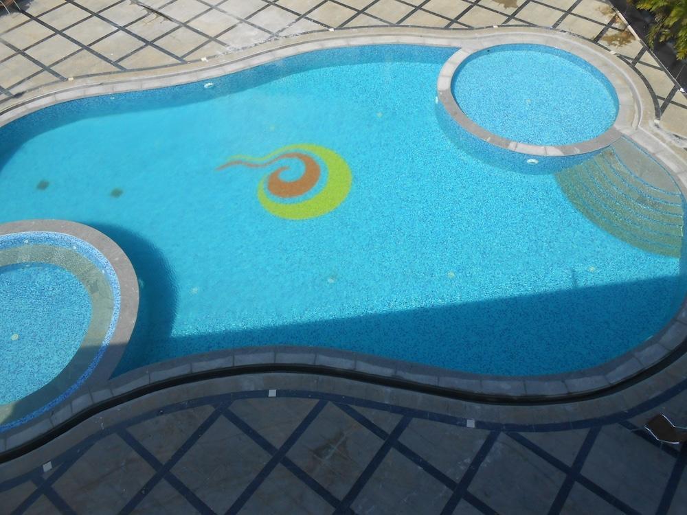 Jade Beach Resort Tirupporur Zewnętrze zdjęcie