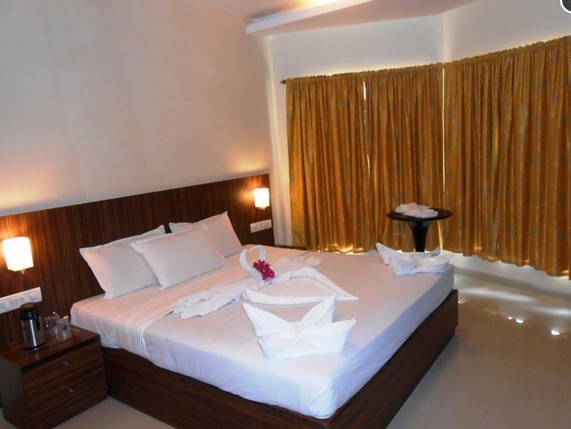Jade Beach Resort Tirupporur Zewnętrze zdjęcie